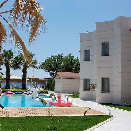 Ortakent Zumrut Sok.no18 Tatil Evi Apartamento *